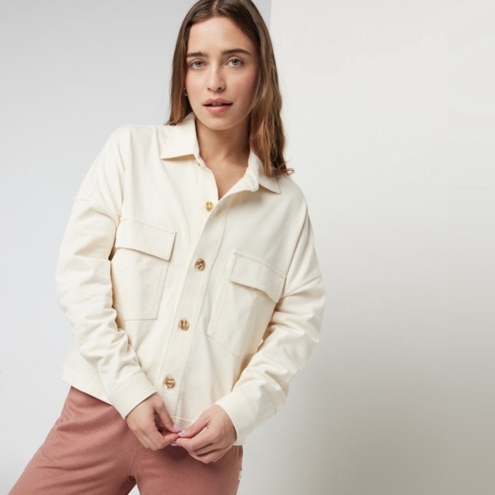 Vuori Mackenzie Cropped Button Shirt Jacket Shacket Natural Large - Picture 6 of 16